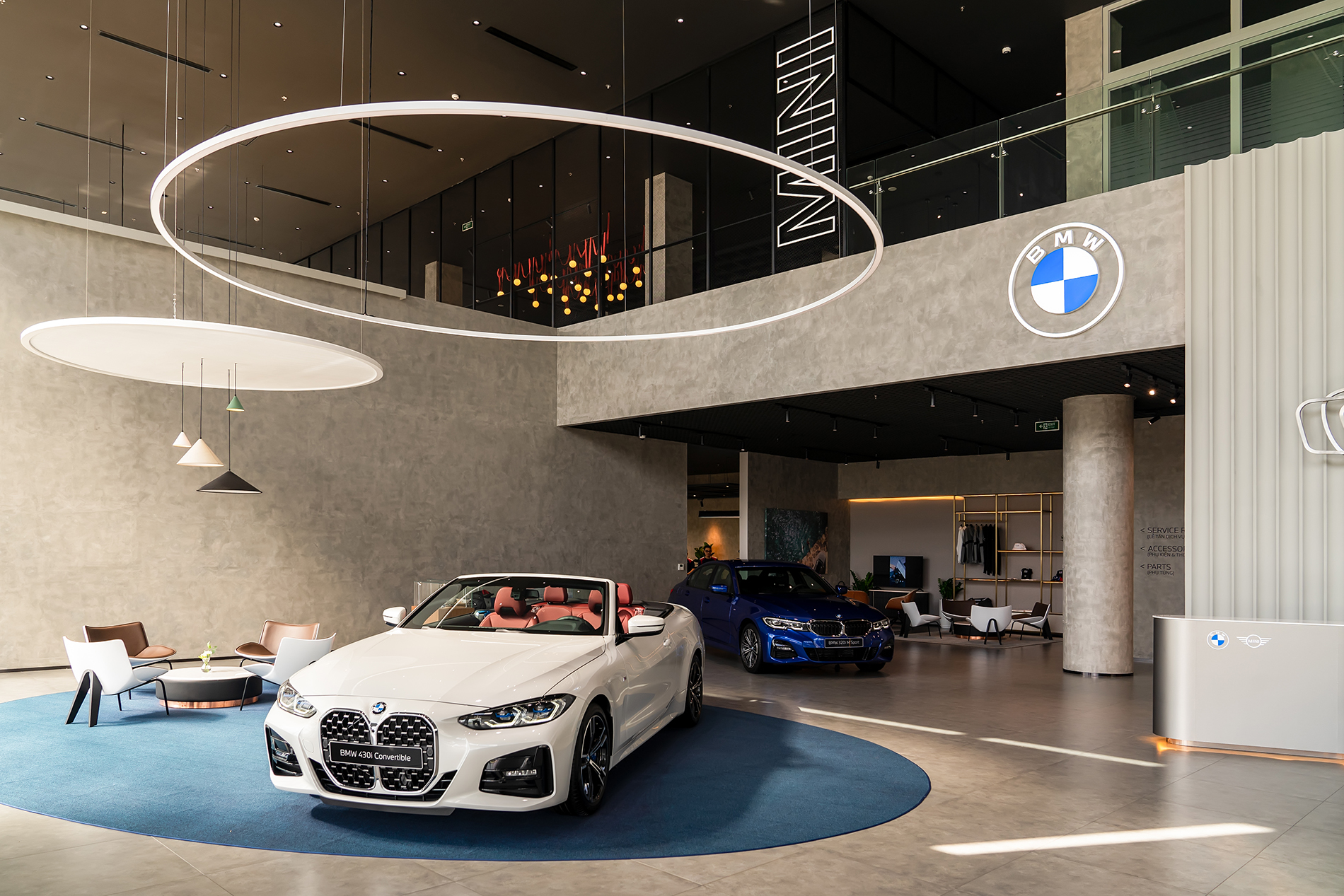 Bên trong showroom BMW tiêu chuẩn mới đầu tiên Đông Nam Á tại Việt Nam, tổng diện tích mặt sàn to gấp 2 sân bóng đá - Ảnh 3.