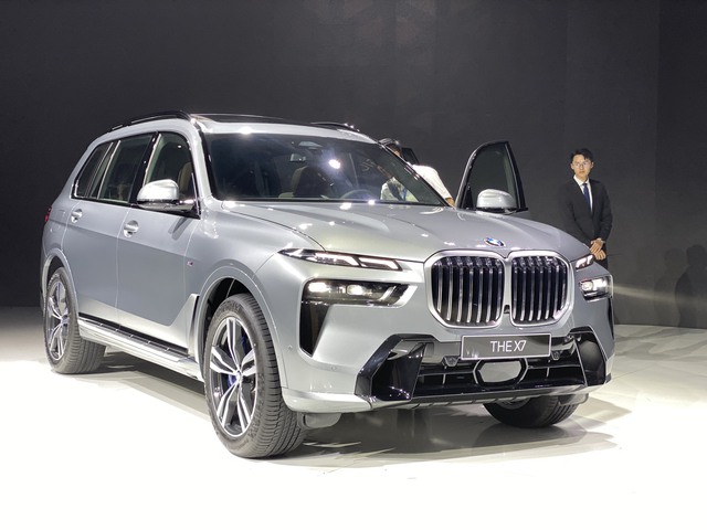 BMW X7 2023 có giá từ 6,3 tỉ đồng tại Việt Nam